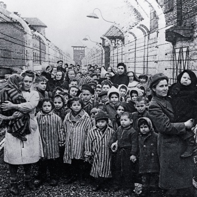 Marian Turski - więzień obozu zagłady Auschwitz-Birkenau